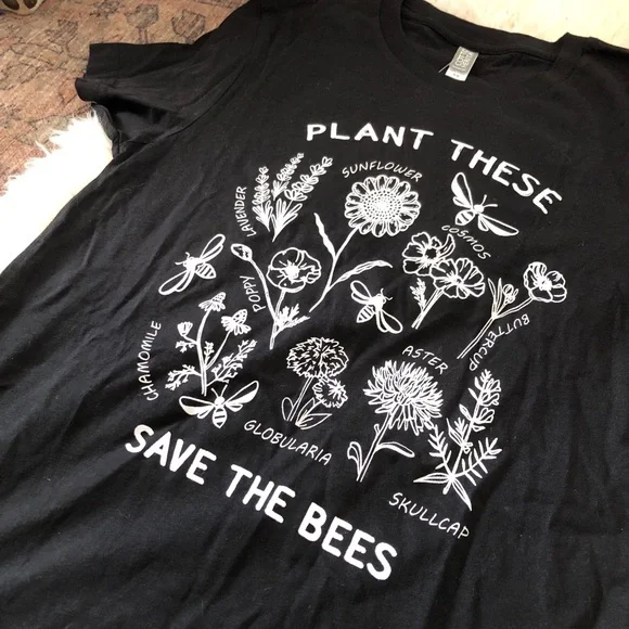 Black Graphic Tee - Save the Bees - Picture 3 of 4